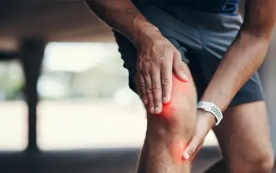 Knee Pain Causes – Understanding & Managing Discomfort at Forefront Clinic